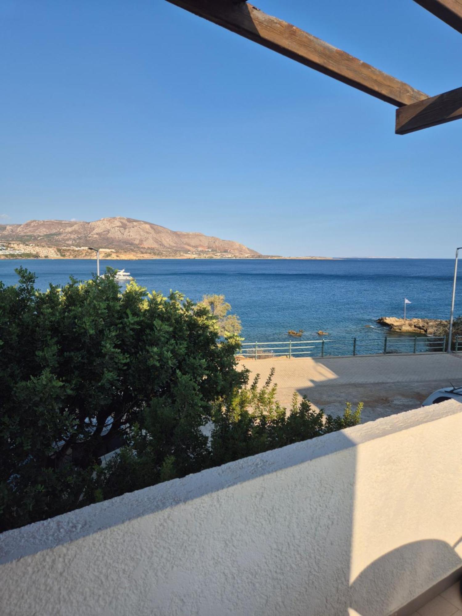 Akrotiri Apartments Makrýgialos Buitenkant foto